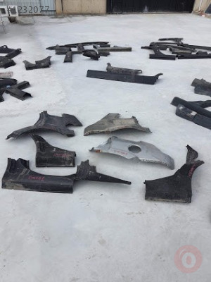 FORD FİESTA 2003 2007 SAĞ SOL YAN DYVAR VE ARKA CAMURLUK