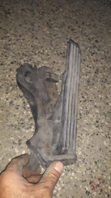 1T1721503H CADDY TOURAN GAZ PEDALI 250 TL