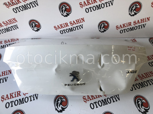 peugeot 301 bagaj kapısı çıkma