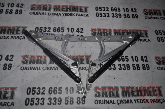 ÇIKMA FORD FOCUS BAGAJ MENTEŞESİ