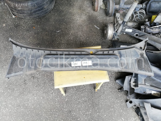 Opel Vectra Ön Cam Izgarası hatasız orjinal çıkma