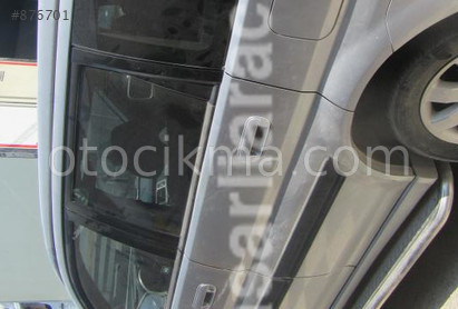 2005 HONDA HR-V 1.6 BENZİNLİ HATASIZ SOL ARKA KAPI.