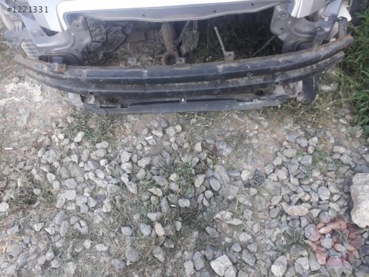 chevrolet aveo t250 sedan çıkma ön tampon demiri.