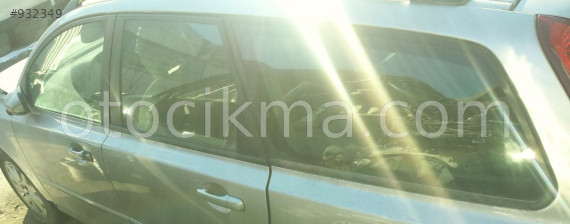 ÇIKMA 2005 VOLVO V50 SOL ARKA  CAM.