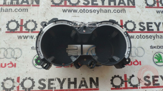 8W0862533A 8W0862533B audi a4 s5 orta konsol bardaklık