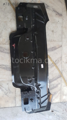 opel astra j sedan arka panel ve corsa insignia çıkmaları