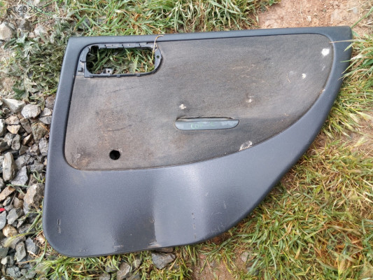 ORJİNAL ÇIKMA OPEL CORSA C ÇEŞİTLİ  KAPI DÖŞEMELERİ