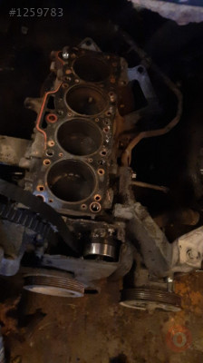 mazda 626 1.6 çıkma yarım motor