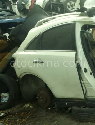 ÇIKMA FX35 INFINITI SAĞ ARKA KAPI.