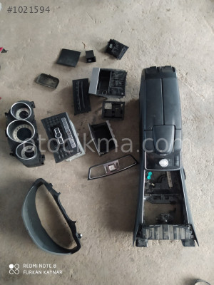 Mercedes w207 çıkma orta konsol