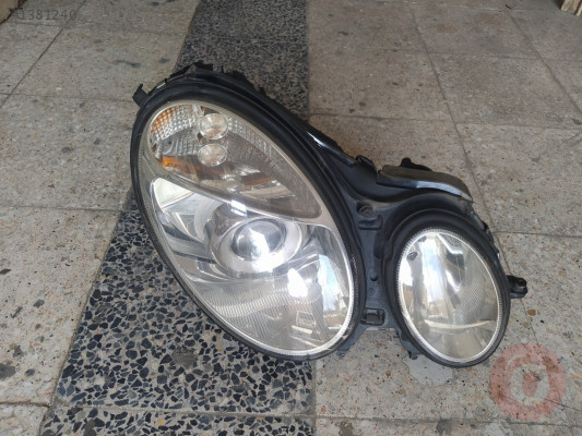 Mercedes 211 kasa sağ far dolu