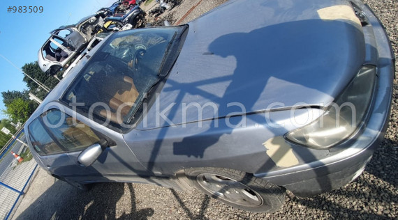 1998 model peugeot 306 1.8 benzinli kesme kasa kupa