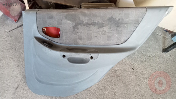 Hyundai accent admira çıkma sağ arka kapı döşemesi