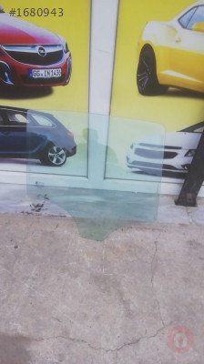 OPEL CORSA E SAĞ ARKA KAPI CAMI