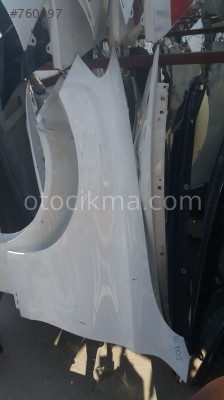 Mersedes C200 205 KASA sol ön camurluk