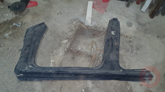 AUDİ A4 SOL MAŞPIYEL 2001 8e5809837