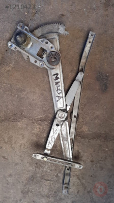 mazda e2200 çıkma manuel sol ön cam krikosu