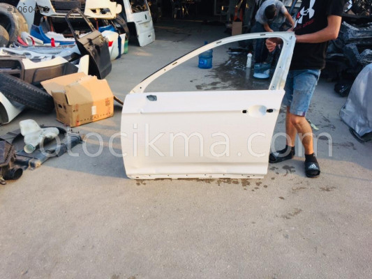 Volksvagen passat b8 b9 kasa sol ön kapı