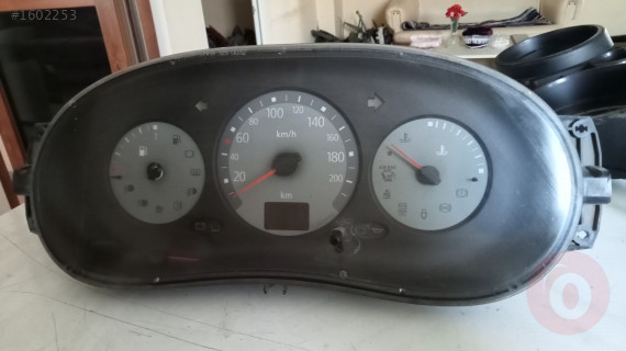 Renault clio Kangoo çıkma kilometre saatio