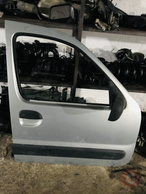 Kango sağ ön kapı