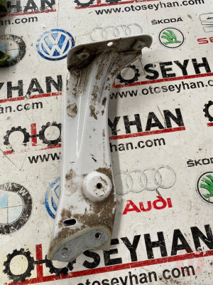 5E0821142 skoda octavia sağ çamurluk bağlantı sacı demiri