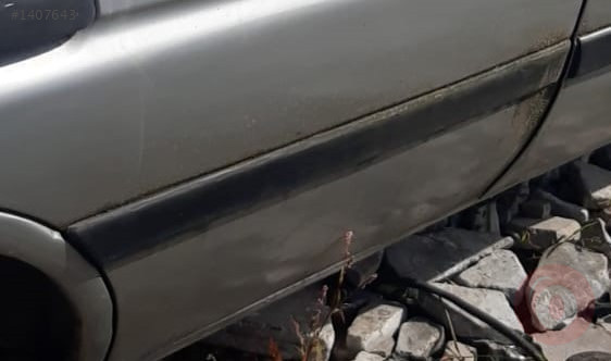 1997 model ford escort 1.6 16v ztec çıkma sağ arka kapı bant