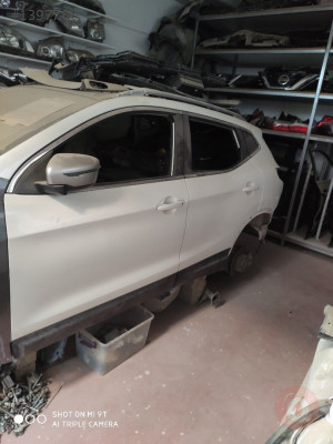 QASHQAİ J11 SOL KAPI MİL OTOMOTİV