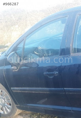 2009 model peugeot 207 1.4 benzinli çıkma sol ön kapı