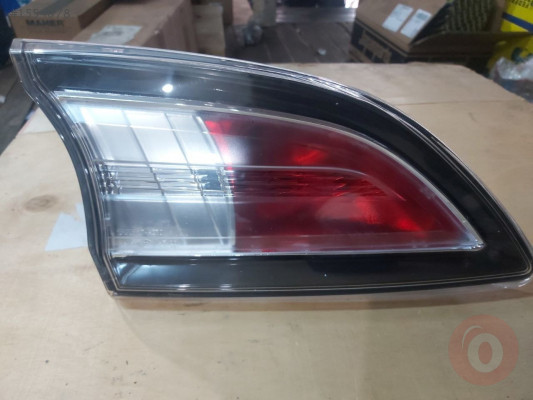 MAZDA 3 HB ( HATCBACK ) 2009 - 2013 SAĞ İÇ STOP LAMBASI