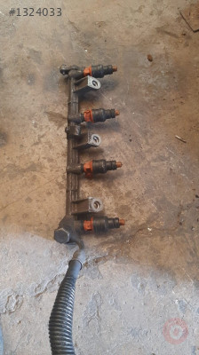 kia clarus çıkma benzin enjektör kütüğü