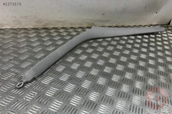 VW GOLF3 1992-1999 DİREK KAPLAMASI SAĞ 1H4867233 H50