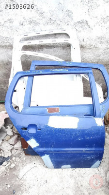 99 Polo Sağ Arka Kapı Orjinal Çıkma