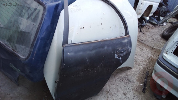çıkma hyundai accent sol orjinal arka kapı