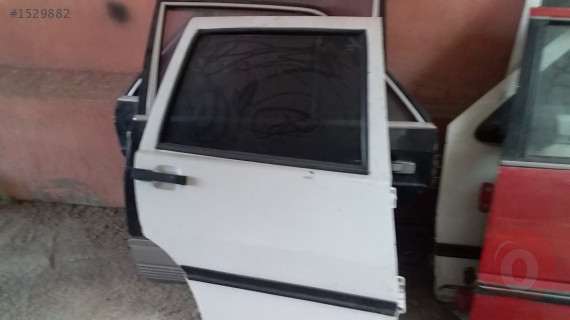 Renault R11 sol arka kapı çıkma yedek parça Mısırcıoğlu oto