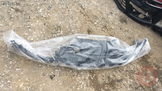 FOCUS ÖN TAMPON İÇ İSKELET F1EB 17E778 ÇIKMA ORİJİNAL 2014