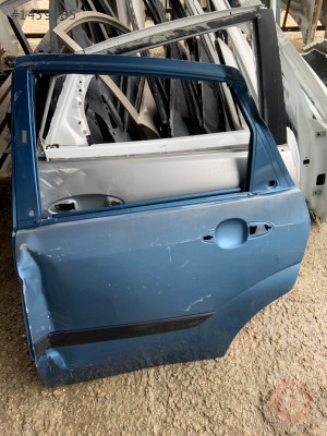 Focus 1 Arka Sol Kapı