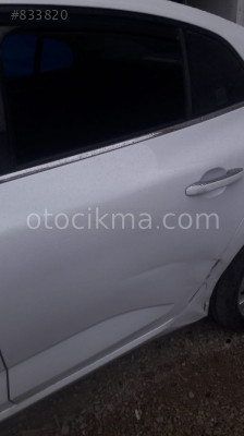 RENAULT MEGANE 4 SOL ARKA KAPI