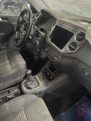 2011 TİGUAN ORTA KONSOL 5N1863243C ORJİNAL ÇIKMA PARÇA