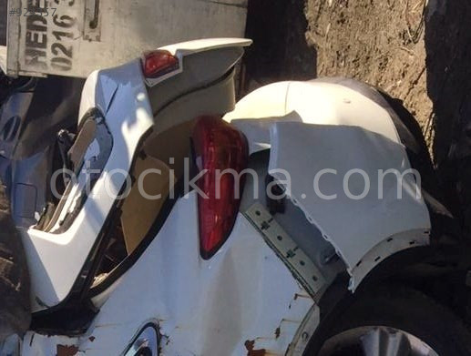 INFINITI FX30D ORİJİNAL SOL STOP LAMBASI.