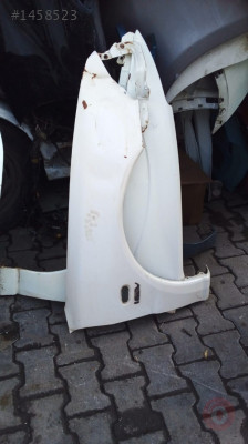 çıkma parça mazda 626 sağ ön çamurluk