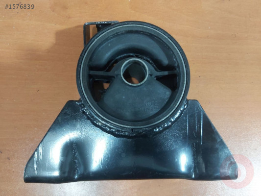 MAZDA 323 1999 - 2002 SAĞ MOTOR KULAĞI