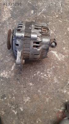 mazda 323 çıkma şarj dinamosu