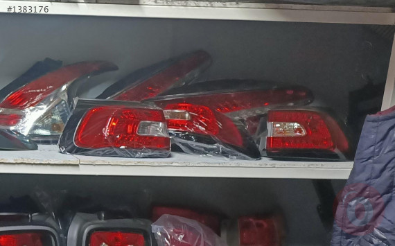 Jeep Cherokee KL sağ sol arka stop lambası