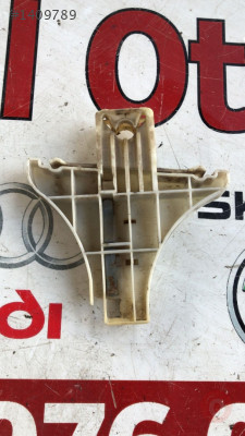 volkswagen passat b5 sağ arka kapı cam krikosu kızağı