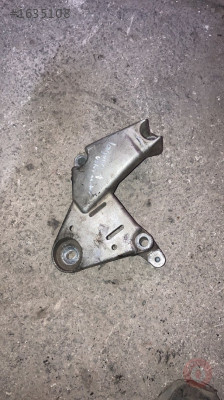 Renault Laguna 1 üst motor bağlantı kulağı