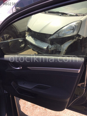 2018 HONDA CIVIC KOMPLE ÇIKMA SAĞ ARKA KAPI DÖŞEMESİ.