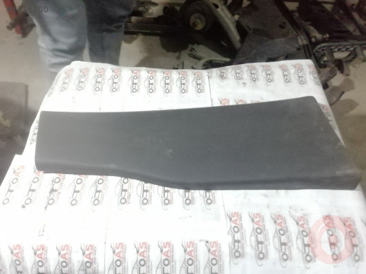 AMAROK TRIM KAPAK SAĞ DİREK 2H0867292D
