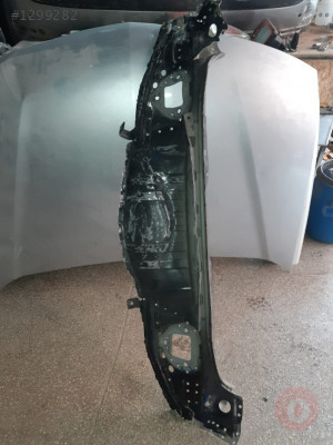 SUBARU XW ARKA PANEL