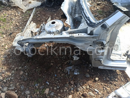FORD MONDEO 2004 SOL YARIM ŞASE