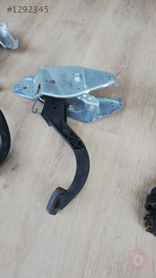 OPEL ASTRA G DEBRİYAJ PEDALI.OTO ERKAN ÜNYE
